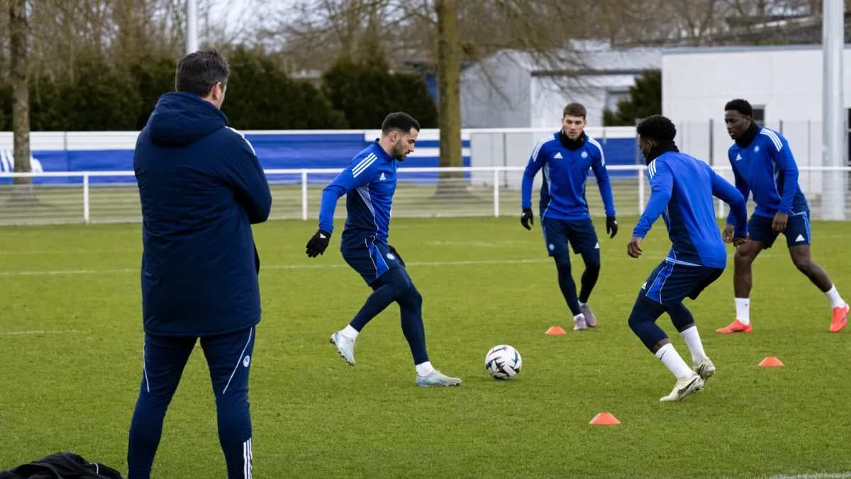 Strasbourg lainaa Yoni Gomisin jälleen SK Bevereniin