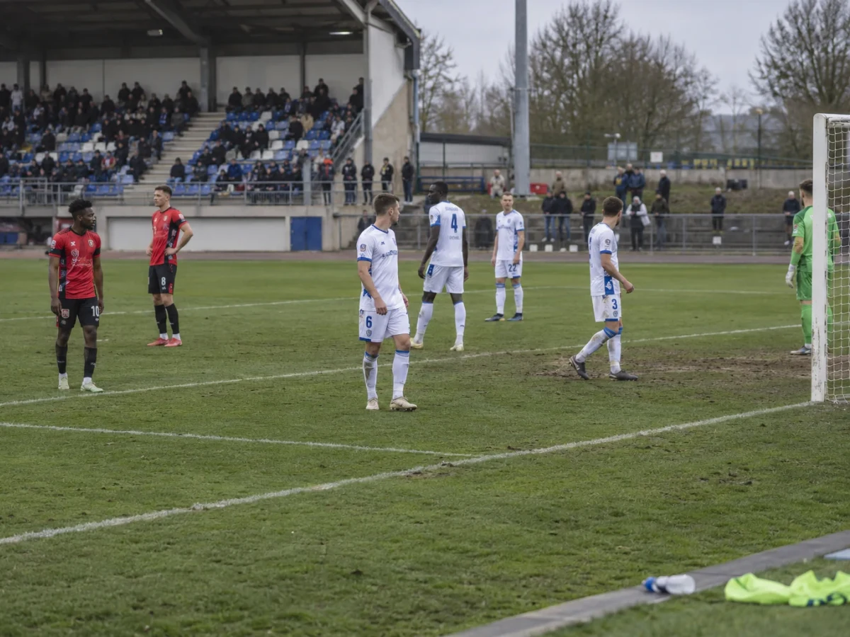 Rennes voitti Auxerren selvästi ja pysyy kiinni kärkikolmikossa